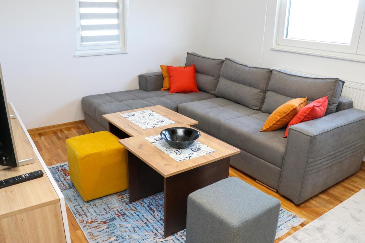 יהורינה Apartmani Vidik - Groodvy House מראה חיצוני תמונה