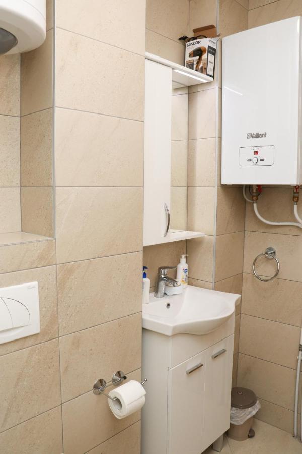יהורינה Apartmani Vidik - Groodvy House מראה חיצוני תמונה